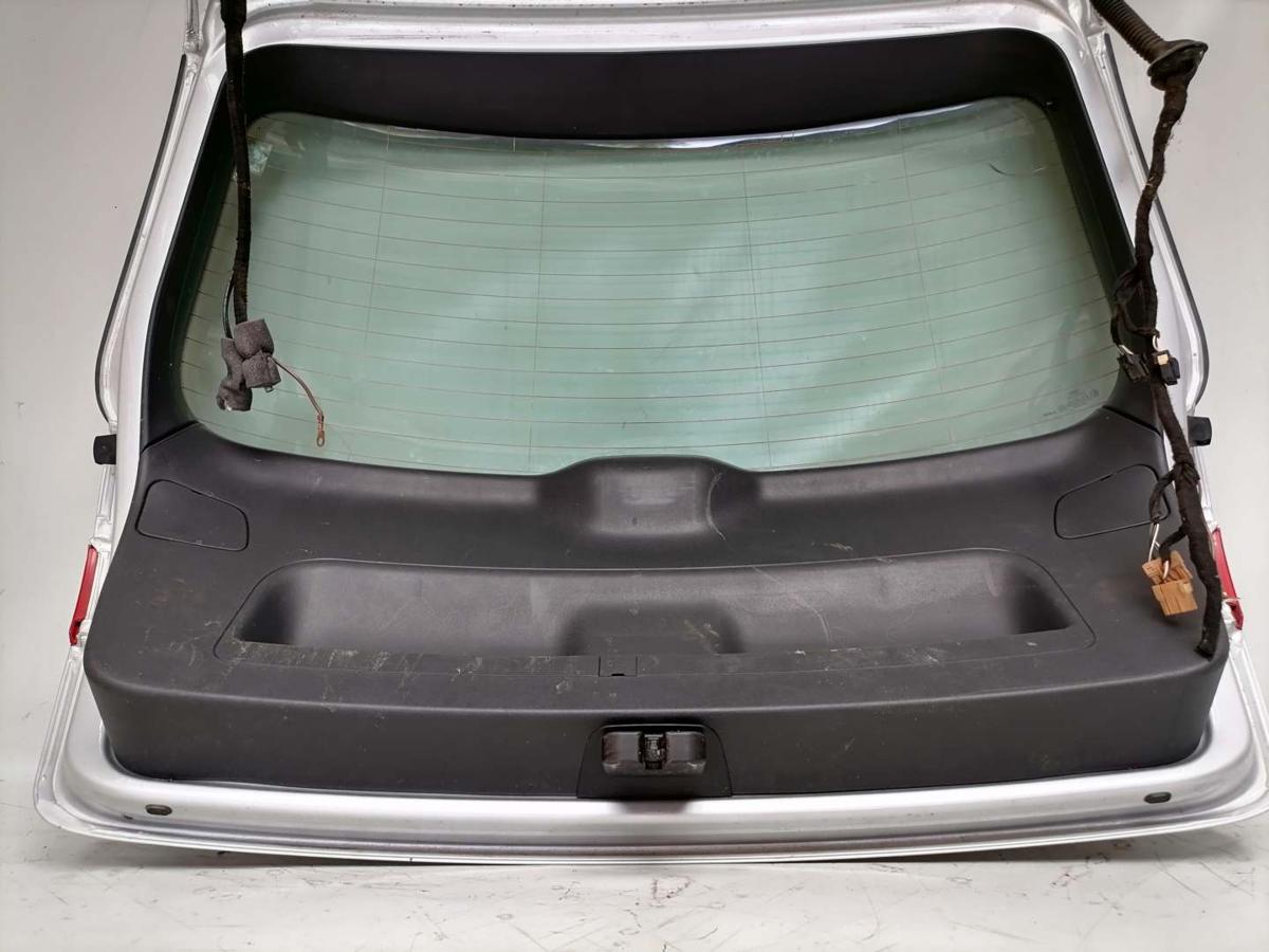 Audi A3 8P original Heckklappe mit Heckscheibe LX7W Eissilber 5-Türer Bj.2007